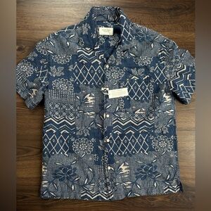 American Eagle Indigo Patchwork Print Short Sleeve Button Down Shirt XS NWT
